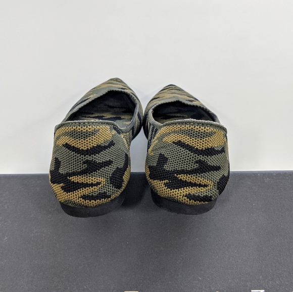 Steven by Steve Madden Rosy Camouflage NIB - Picture 4 of 6